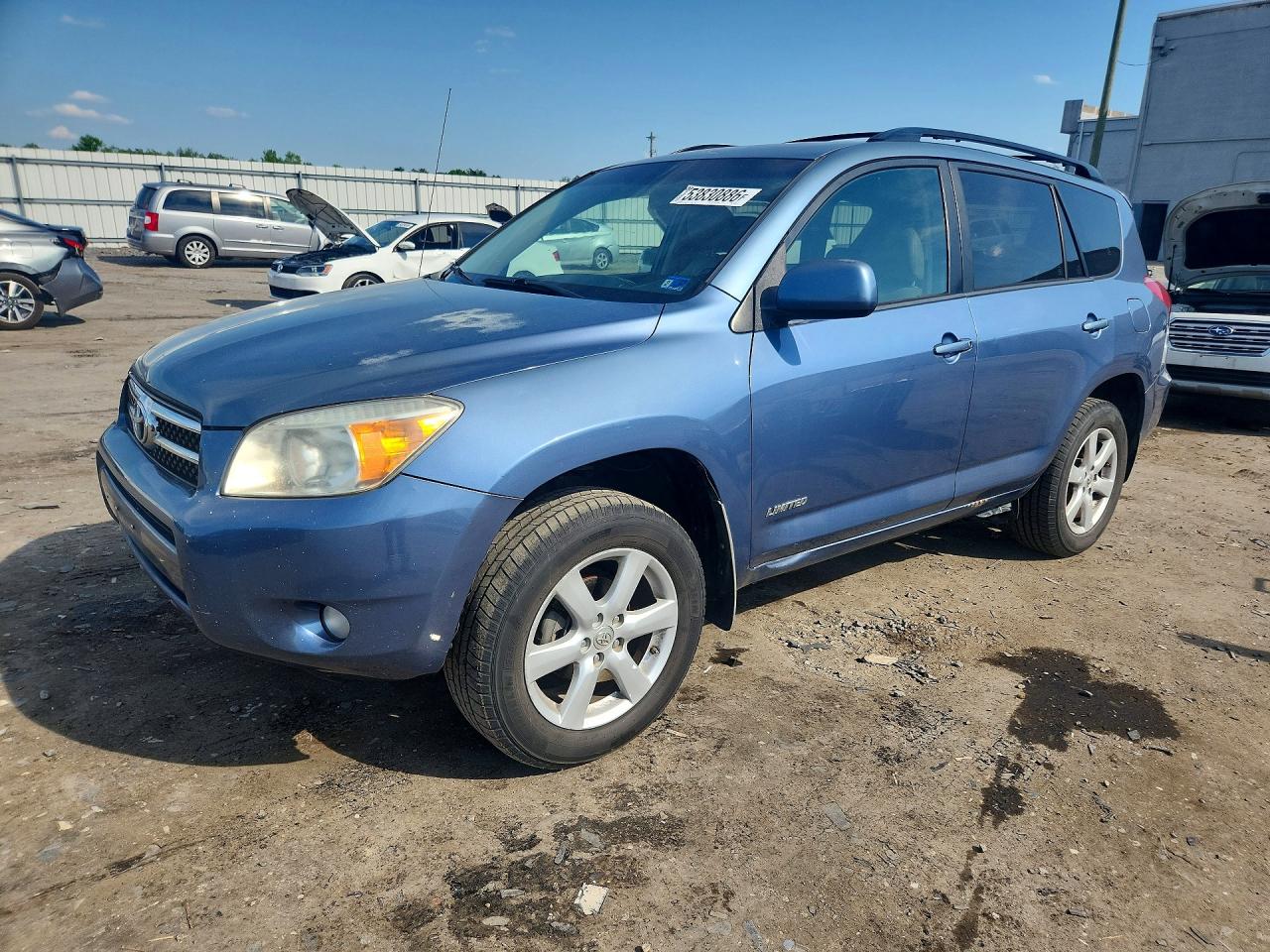 Salvage Toyota RAV4 Image