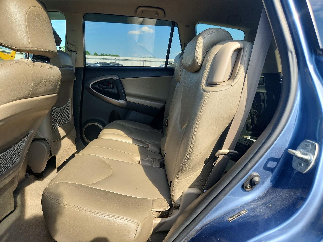 Toyota RAV4 Limited