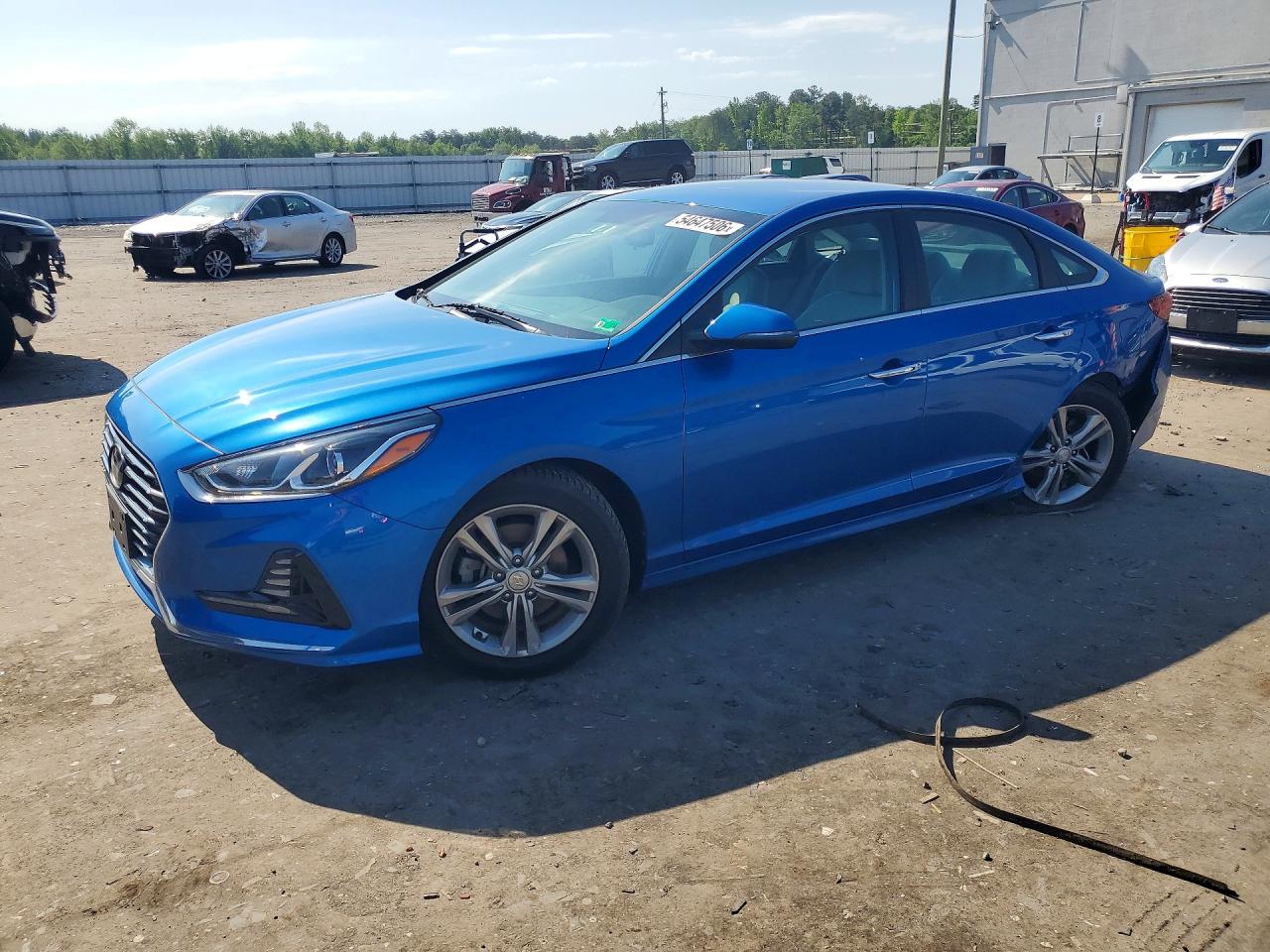 Salvage Hyundai SONATA Image