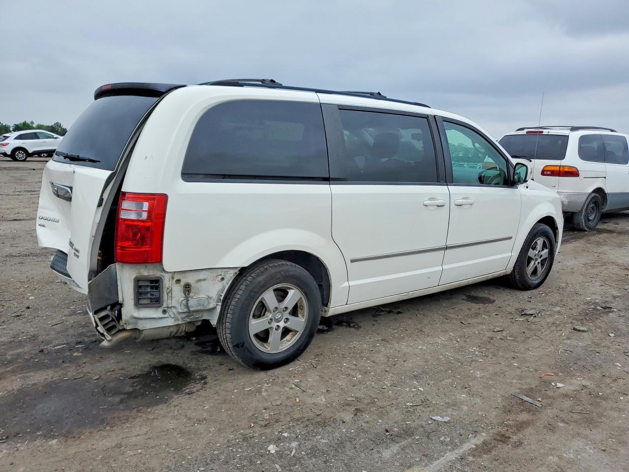 Dodge Caravan Sxt