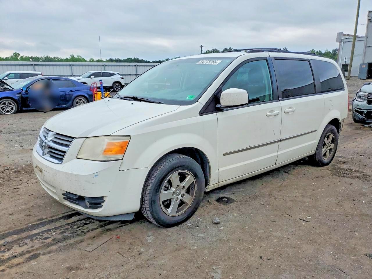 Salvage Dodge Caravan Image