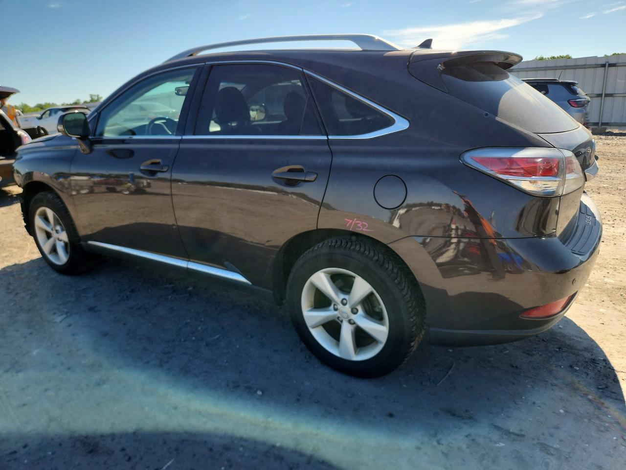 Lexus RX Base