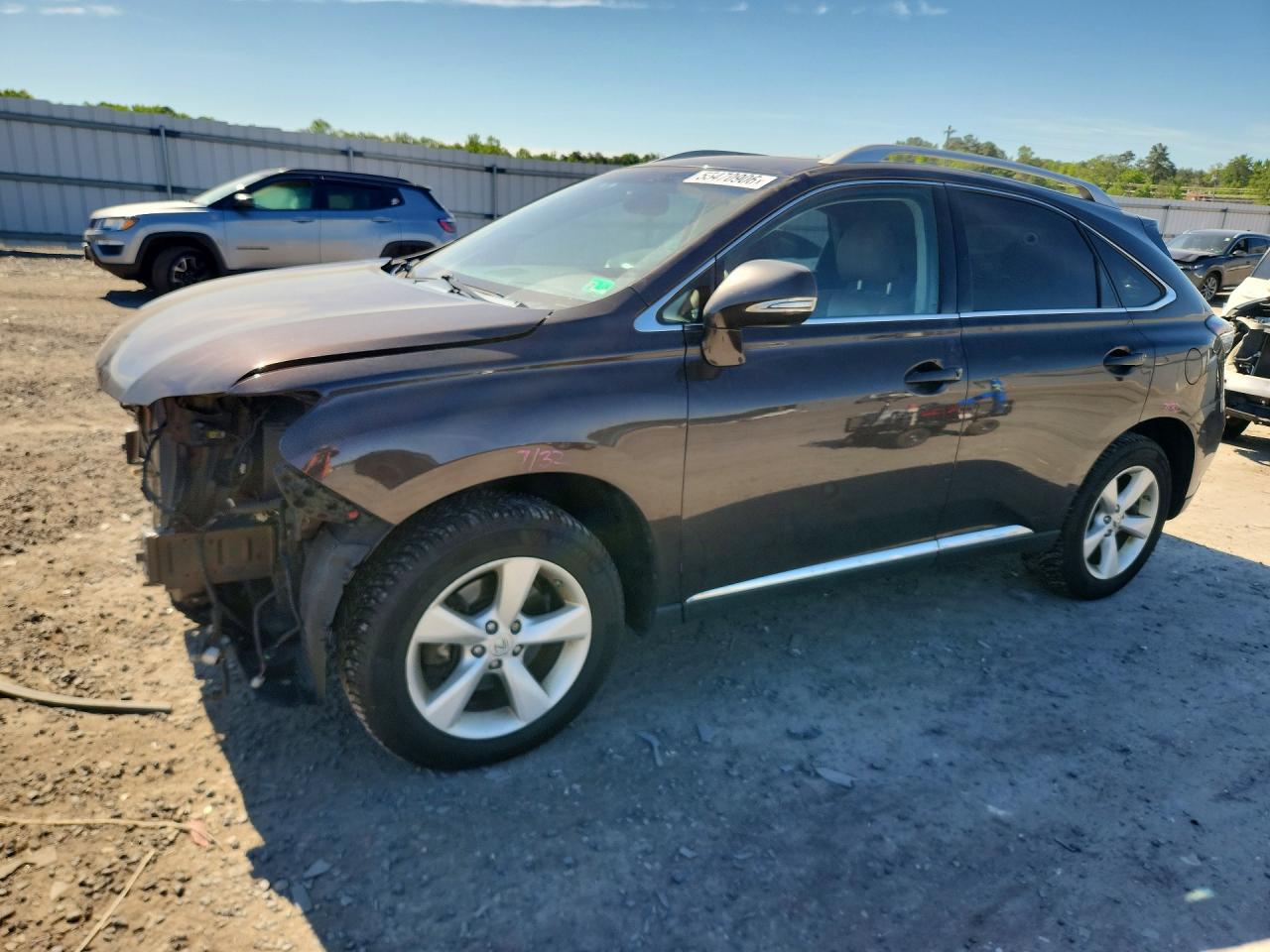 Salvage Lexus RX Image