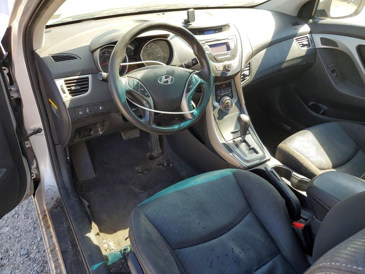 Hyundai ELANTRA Gs