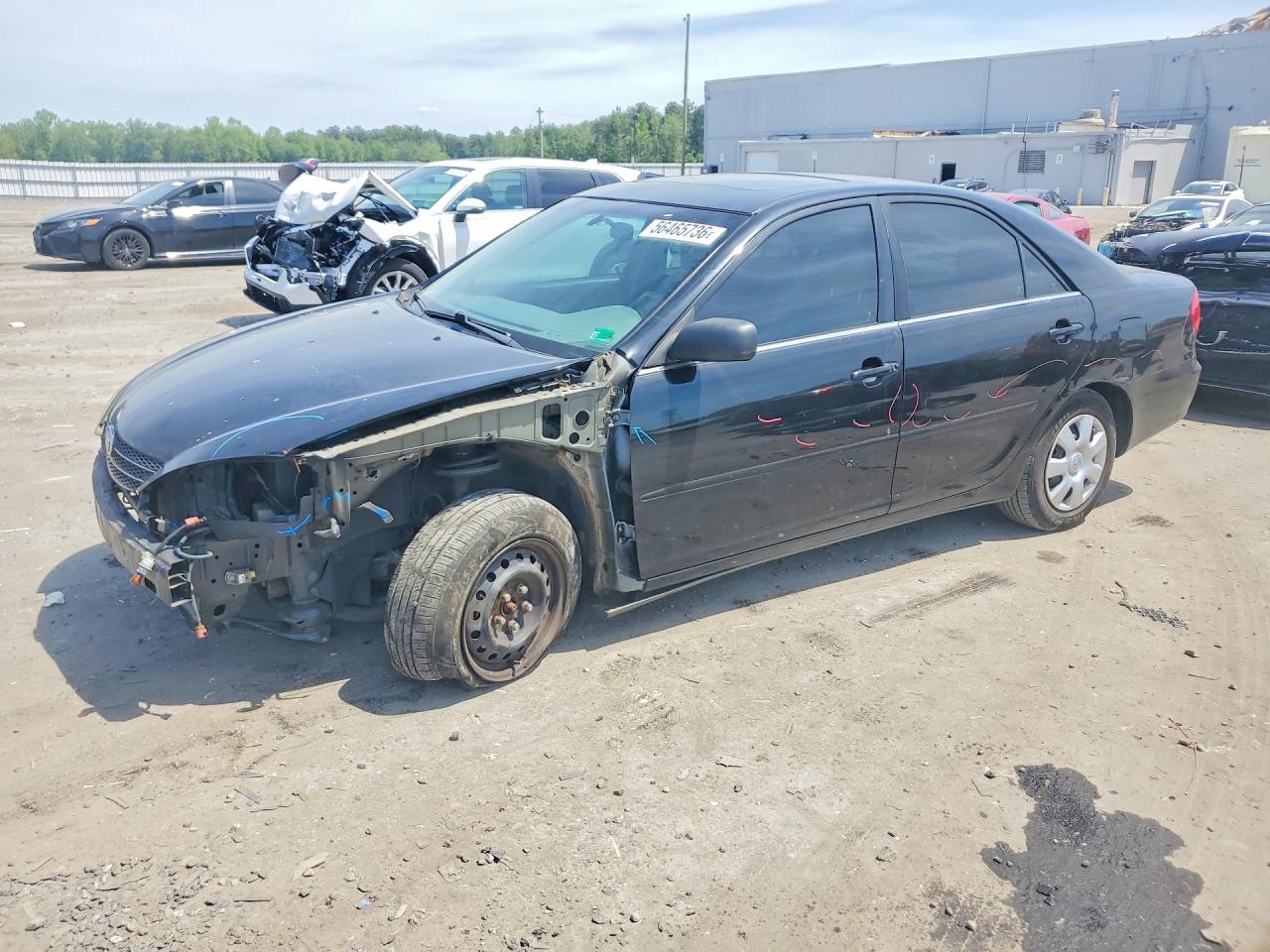 Salvage Toyota Camry Image
