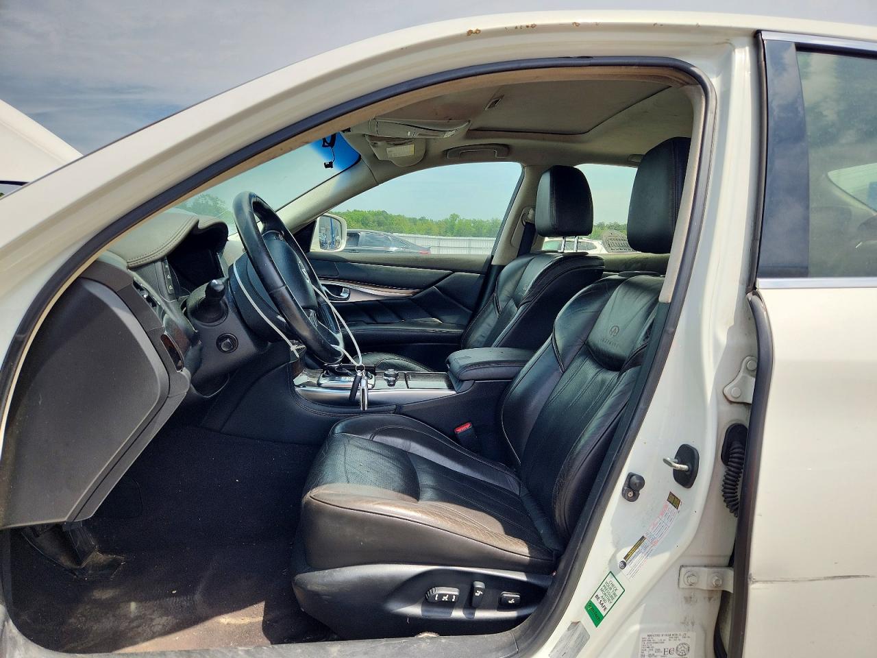 INFINITI M37 X