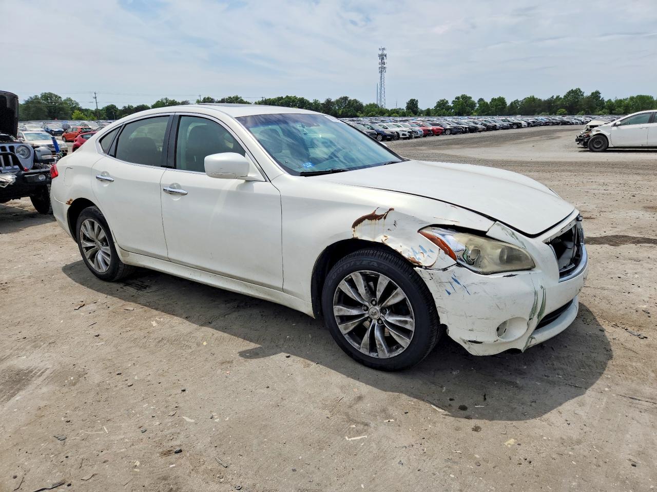 INFINITI M37 X
