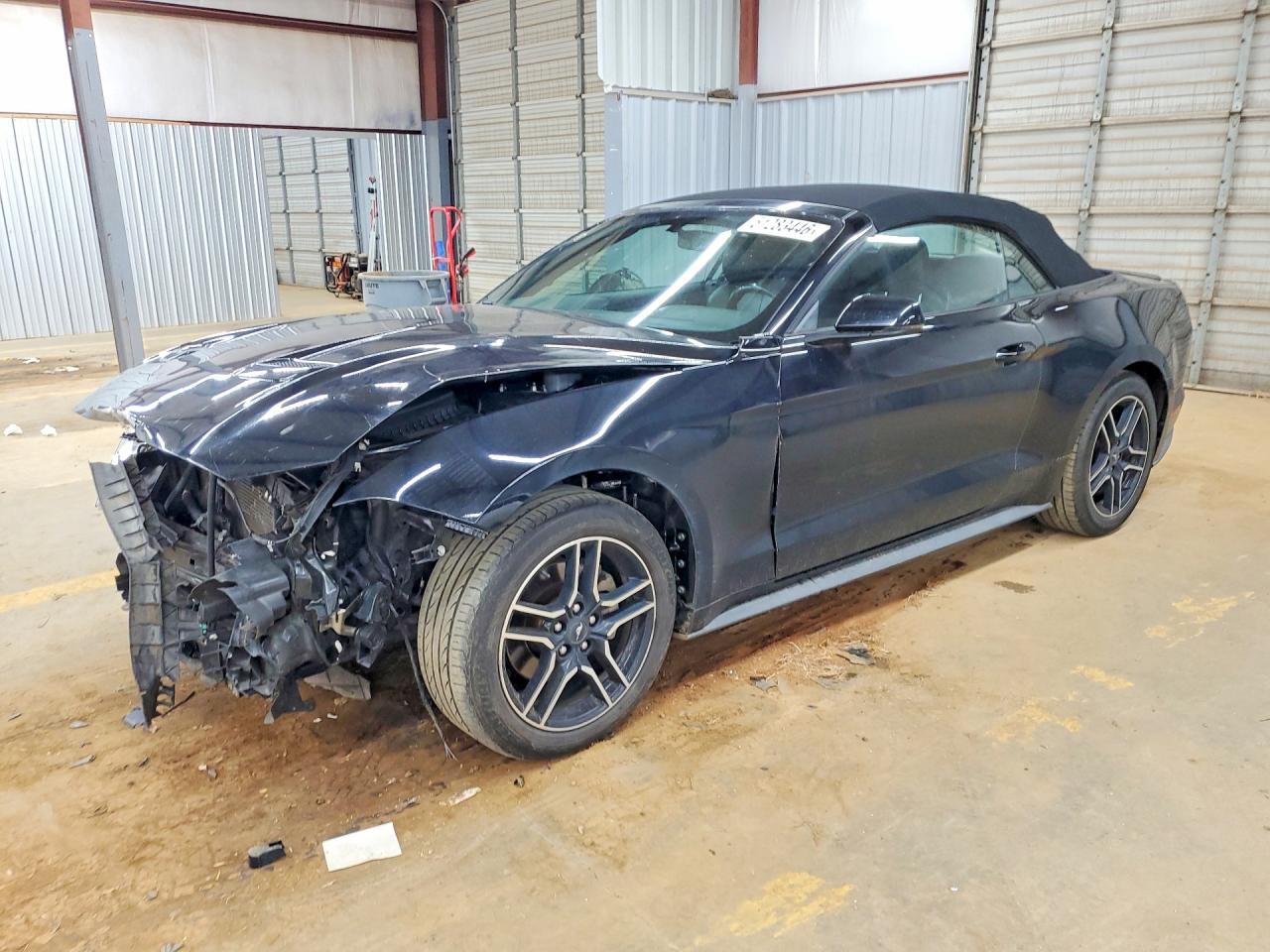 Salvage Ford Mustang Image
