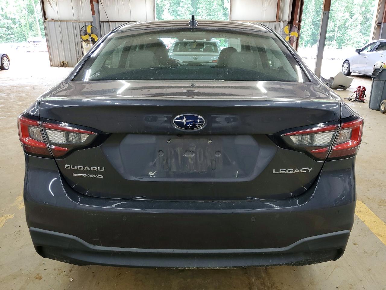 Subaru Legacy Limited