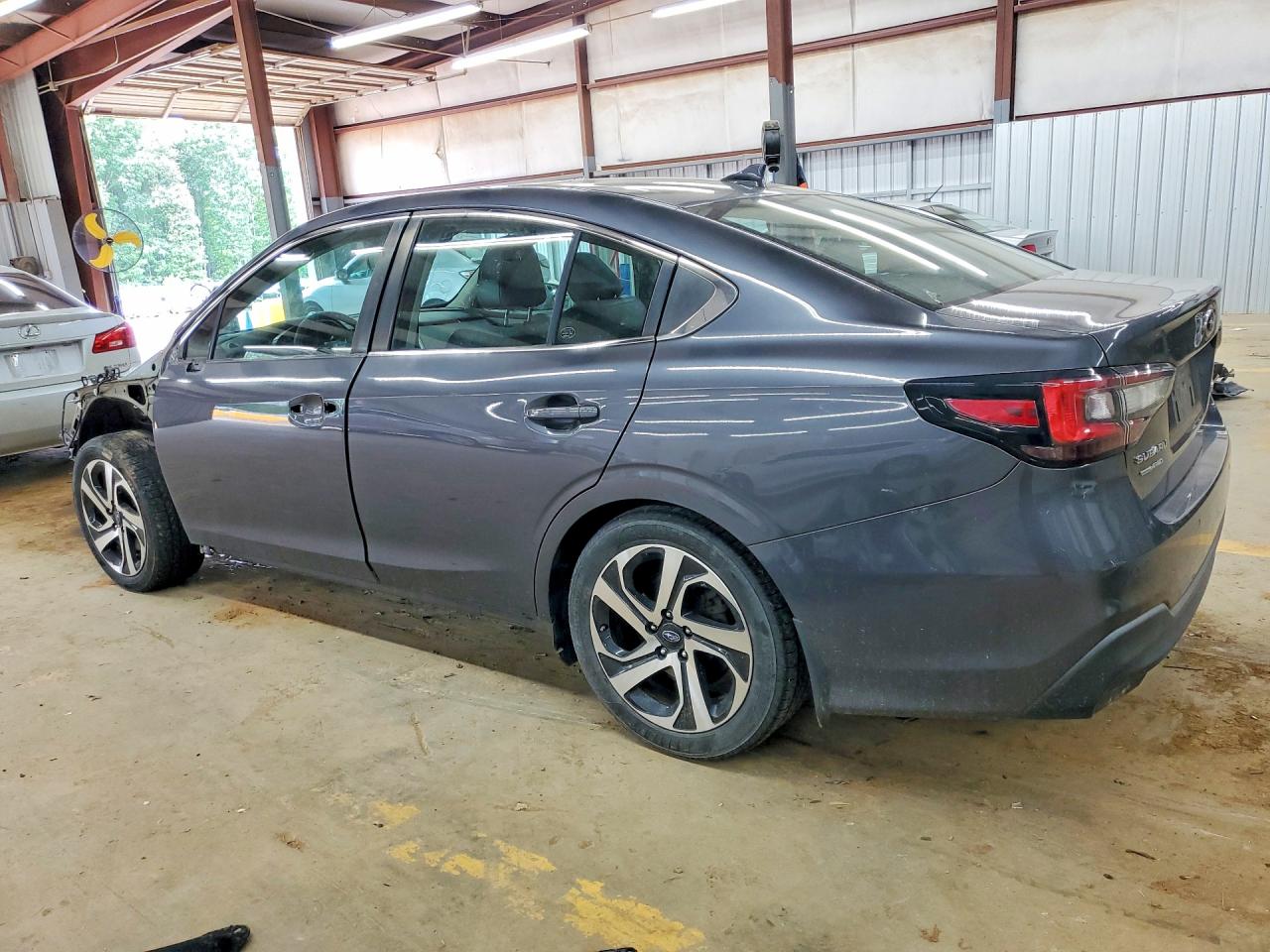 Subaru Legacy Limited