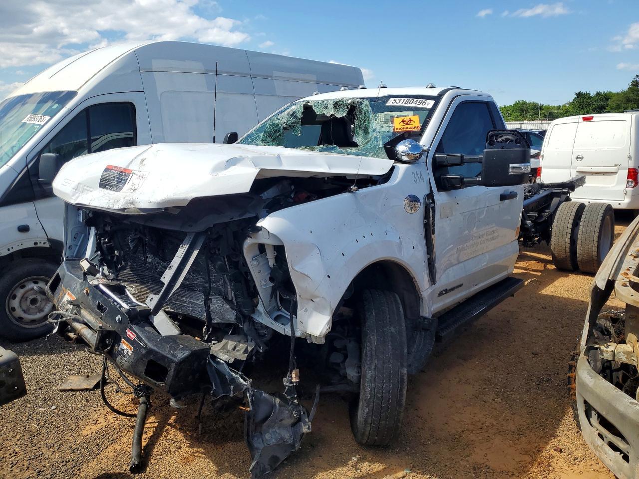 Salvage Ford F550 Super Image