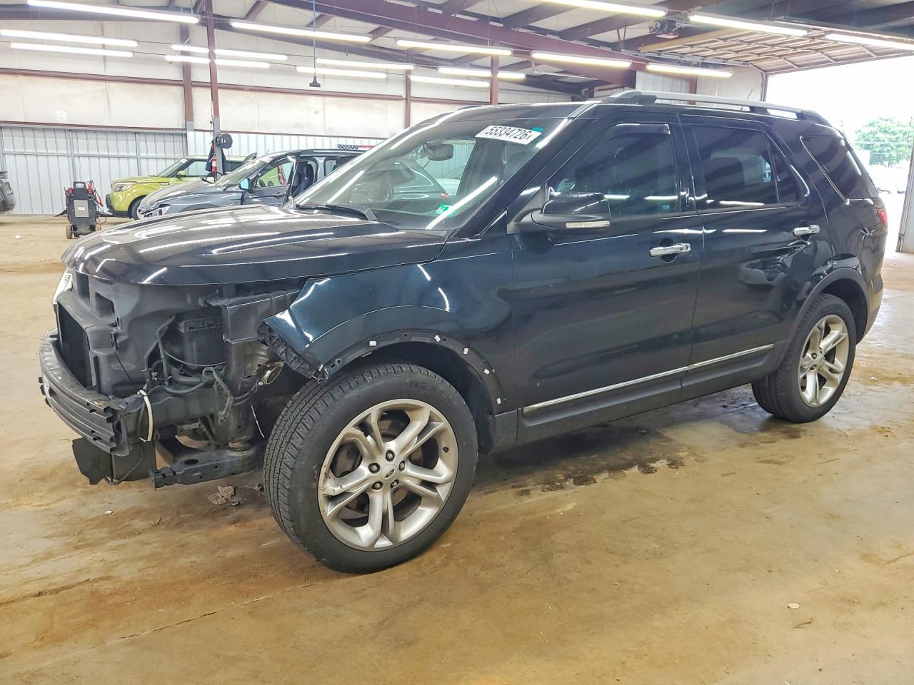 Salvage Ford Explorer Image