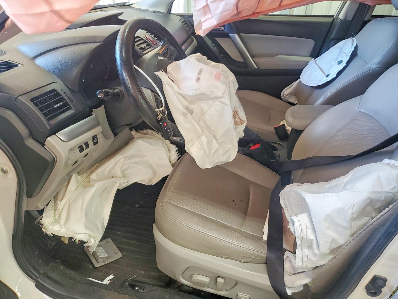 Subaru Forester 2.5i Touring