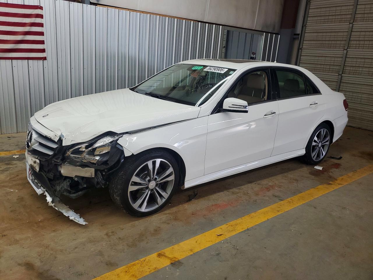 Salvage Mercedes-Benz E-Class Image