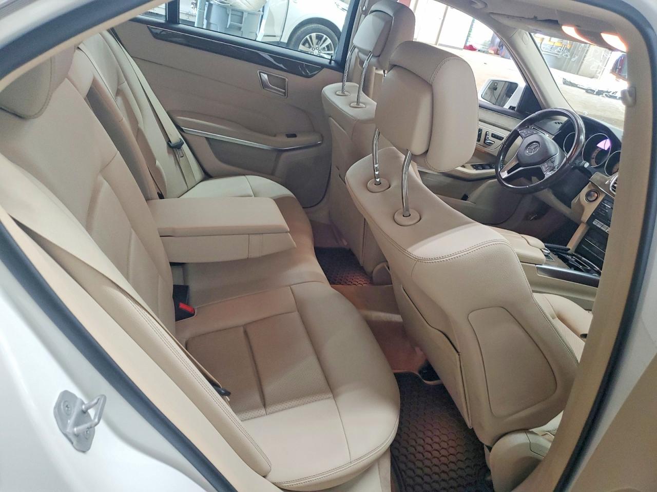 Mercedes-Benz E-Class 350
