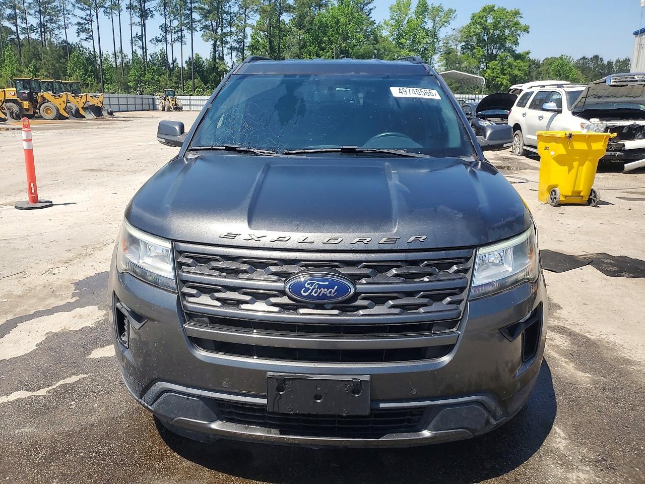 Ford Explorer Xlt