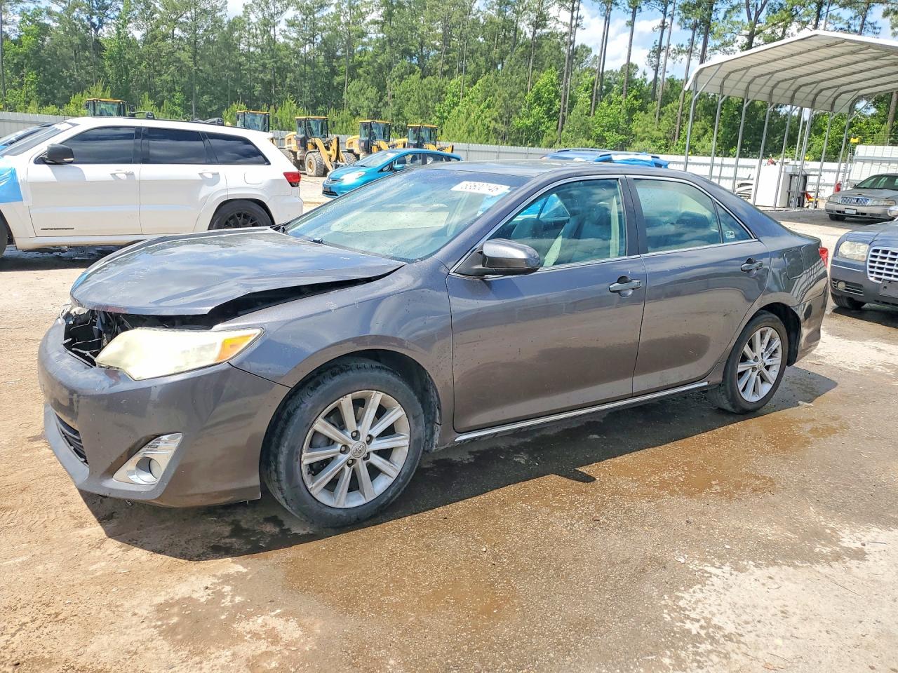 Salvage Toyota Camry Image