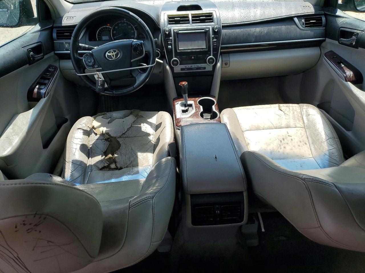 Toyota Camry Xle