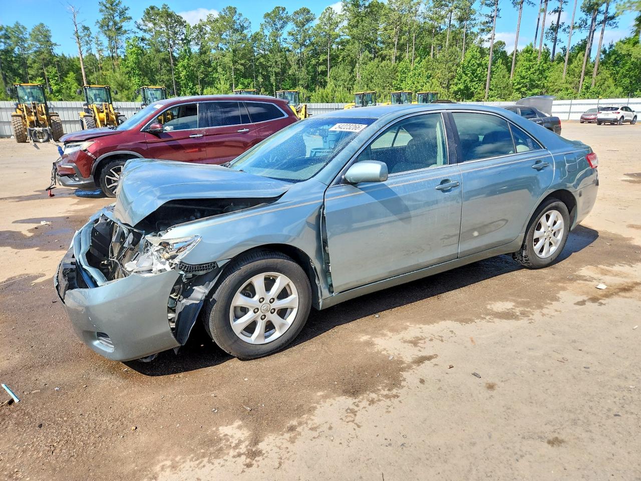 Salvage Toyota Camry Image