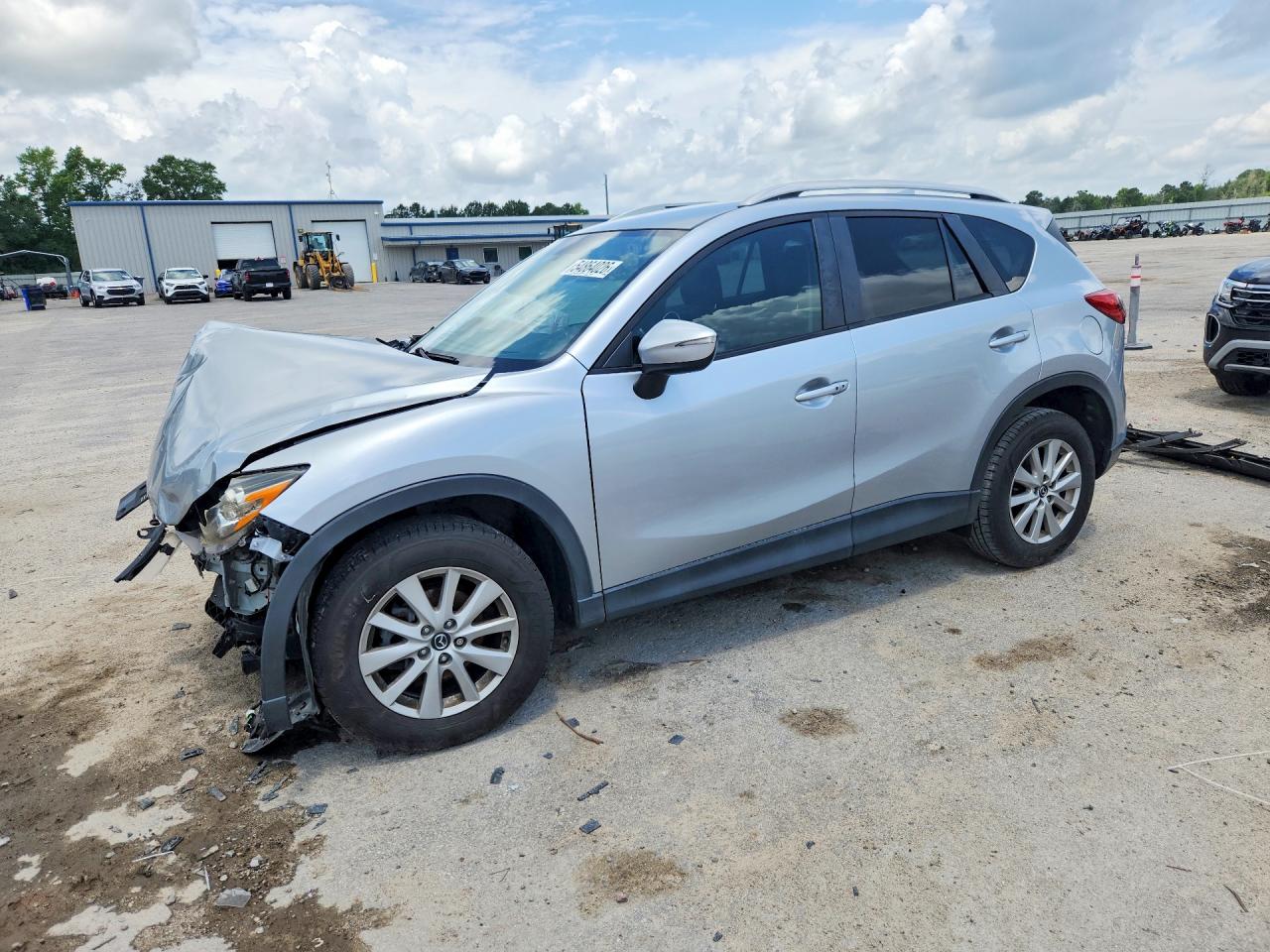 Salvage Mazda Cx Image