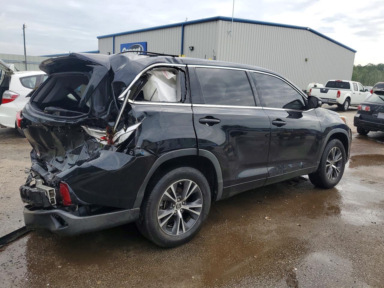 Toyota Highlander Le