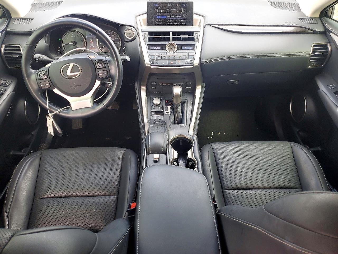 Lexus NX Base