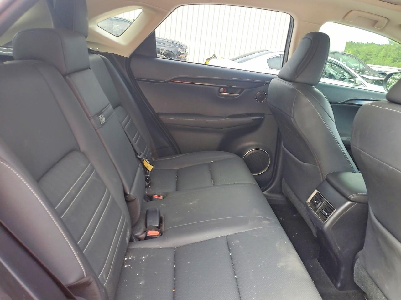 Lexus NX Base