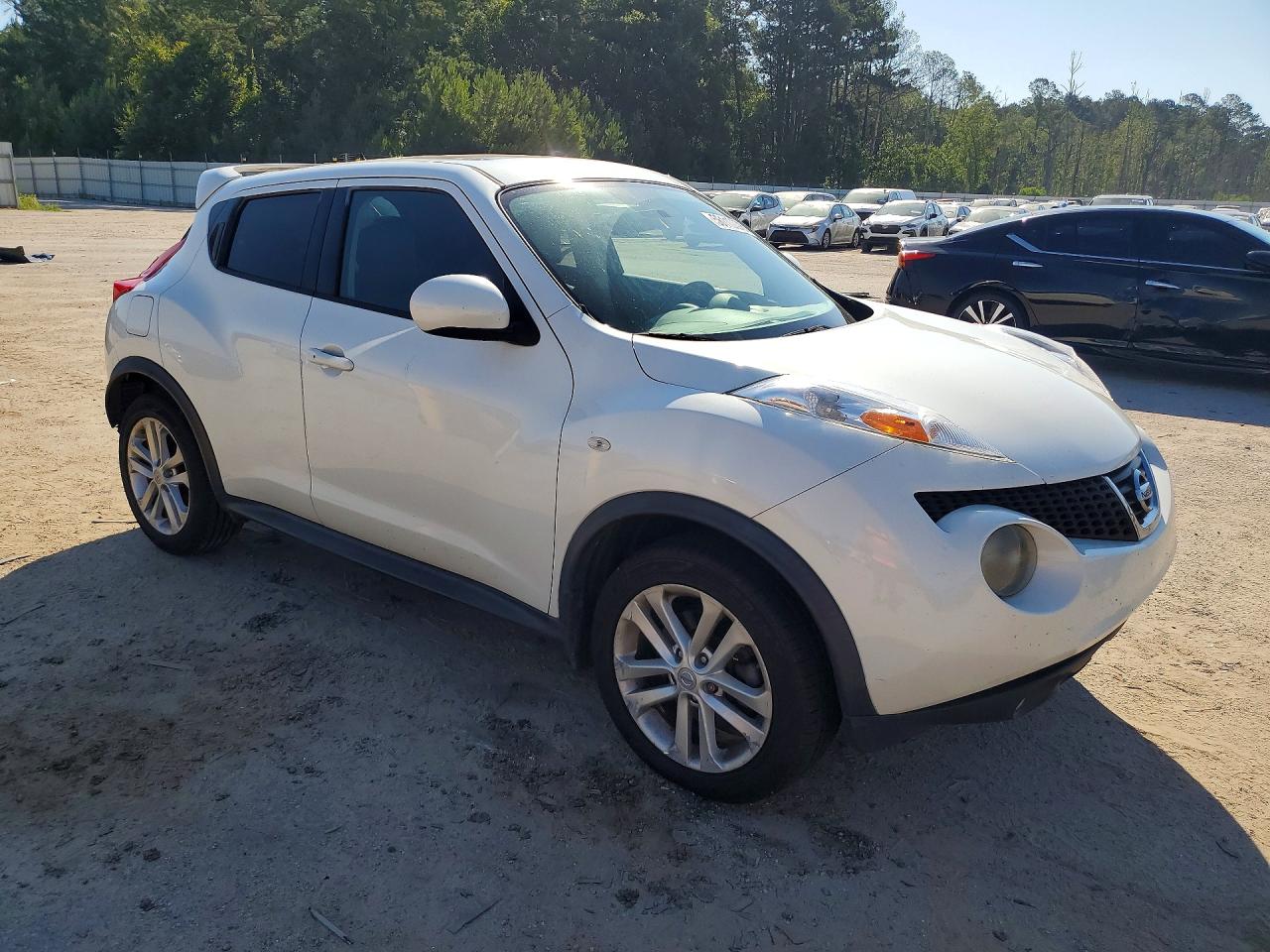 Nissan JUKE S