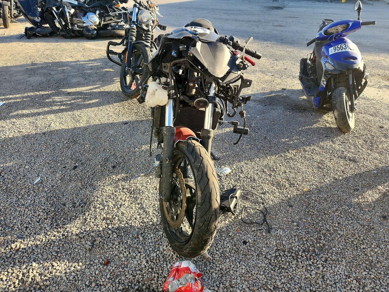 Kawasaki Ex400