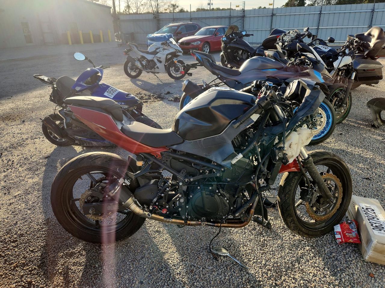 Salvage Kawasaki Ex400 Image