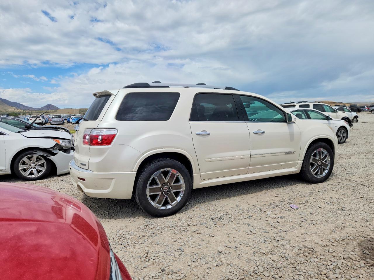 GMC Acadia Denali