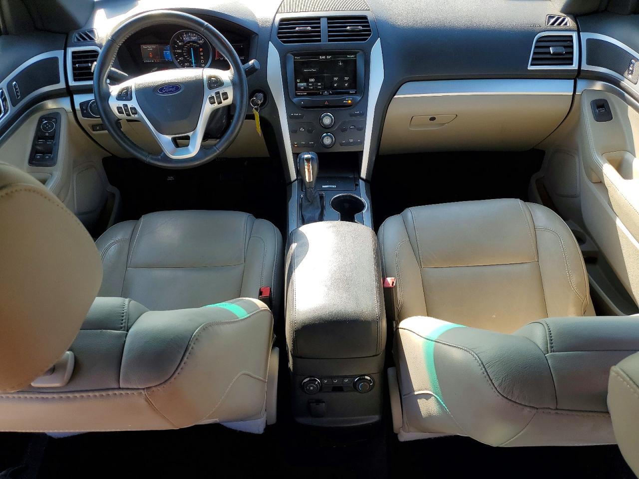 Ford Explorer Xlt
