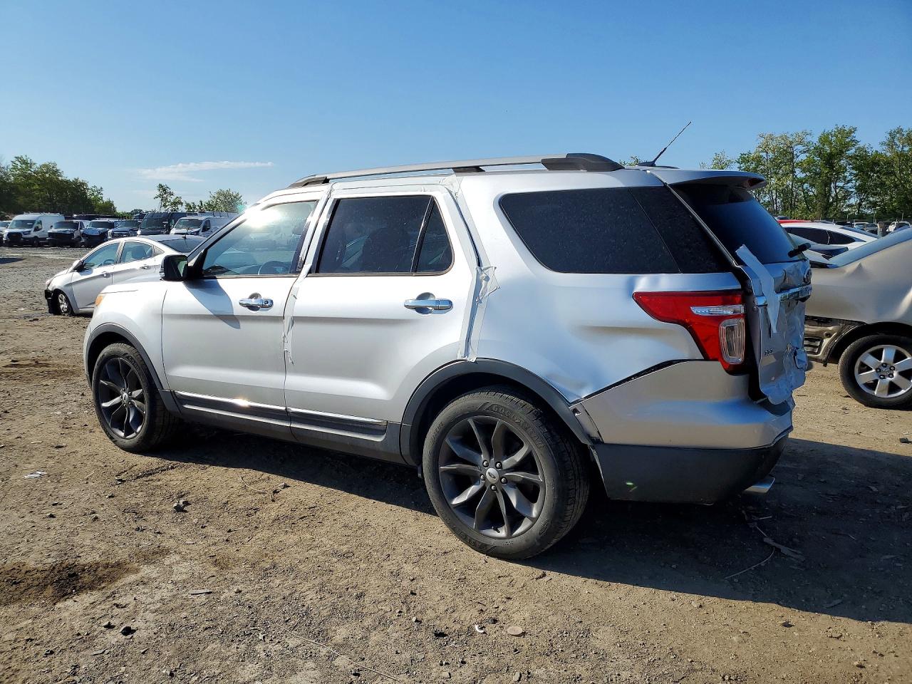 Ford Explorer Xlt
