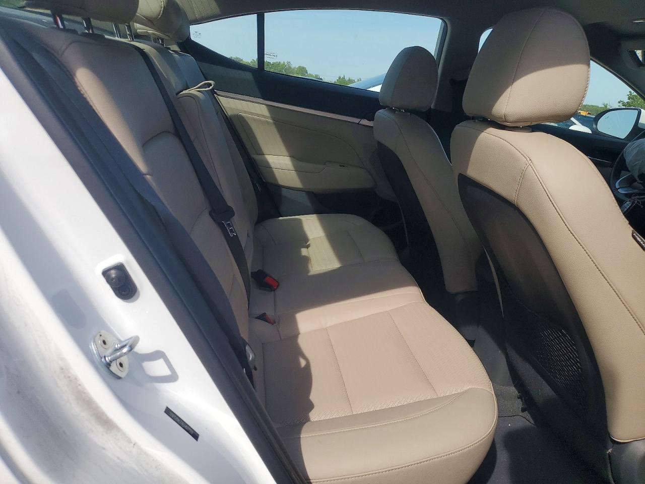 Hyundai ELANTRA Limited