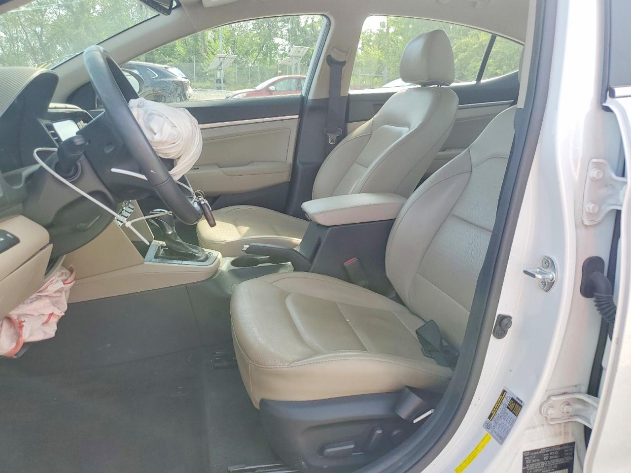 Hyundai ELANTRA Limited