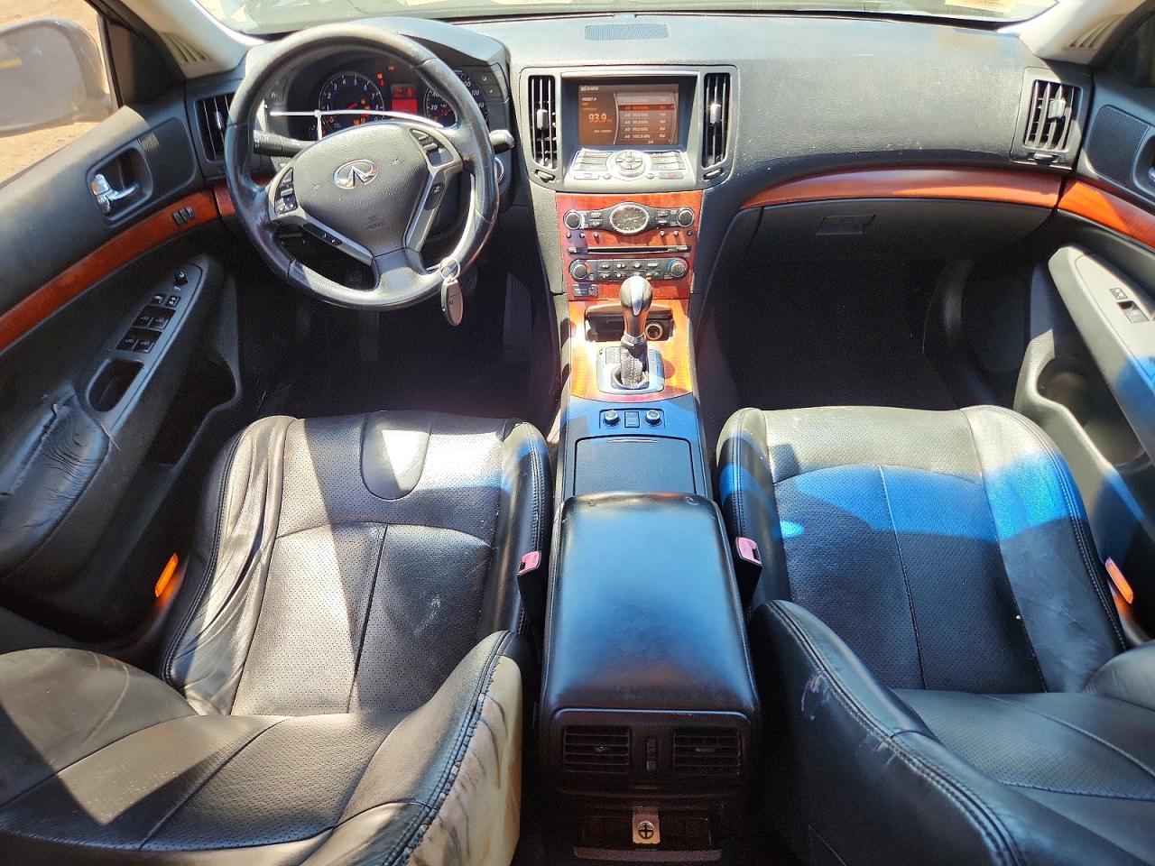 INFINITI G37 X