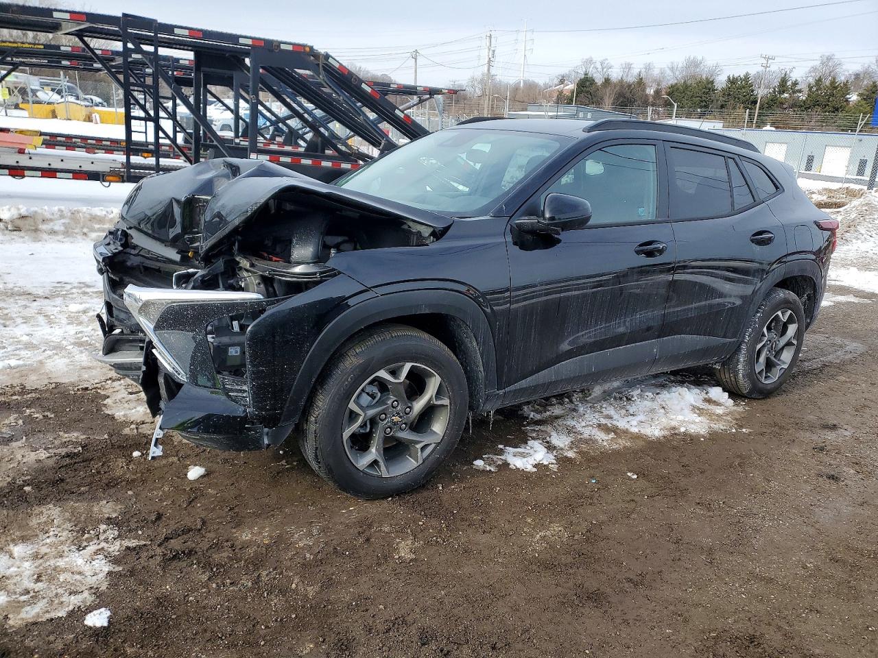 Salvage Chevrolet Trax Image