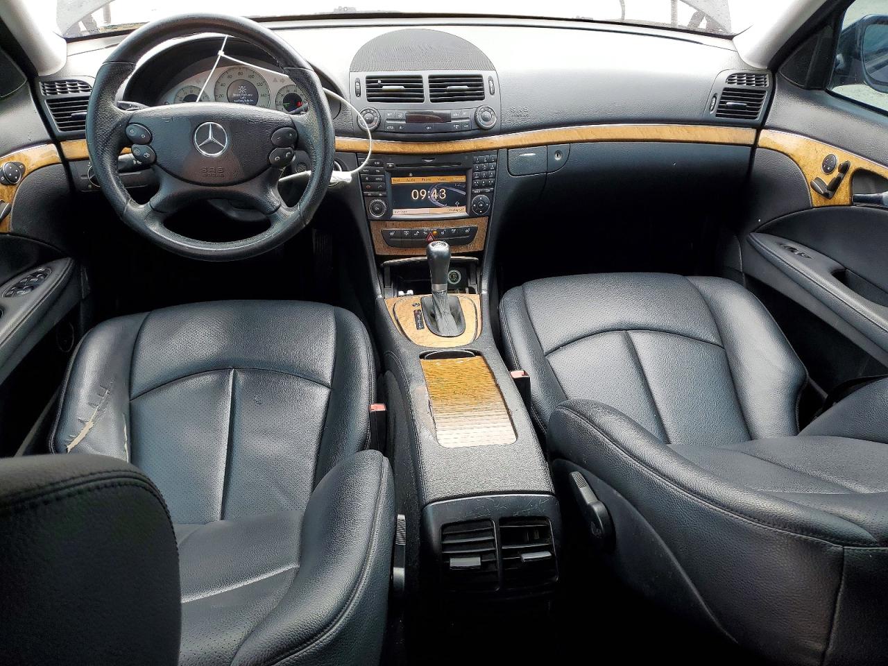Mercedes-Benz E-Class 350