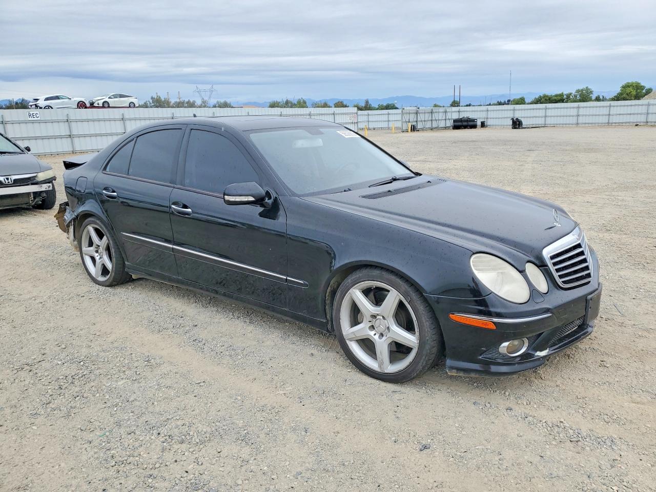 Mercedes-Benz E-Class 350
