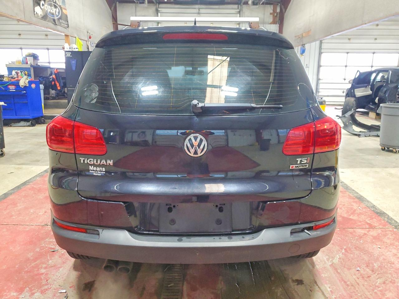 Volkswagen Tiguan S