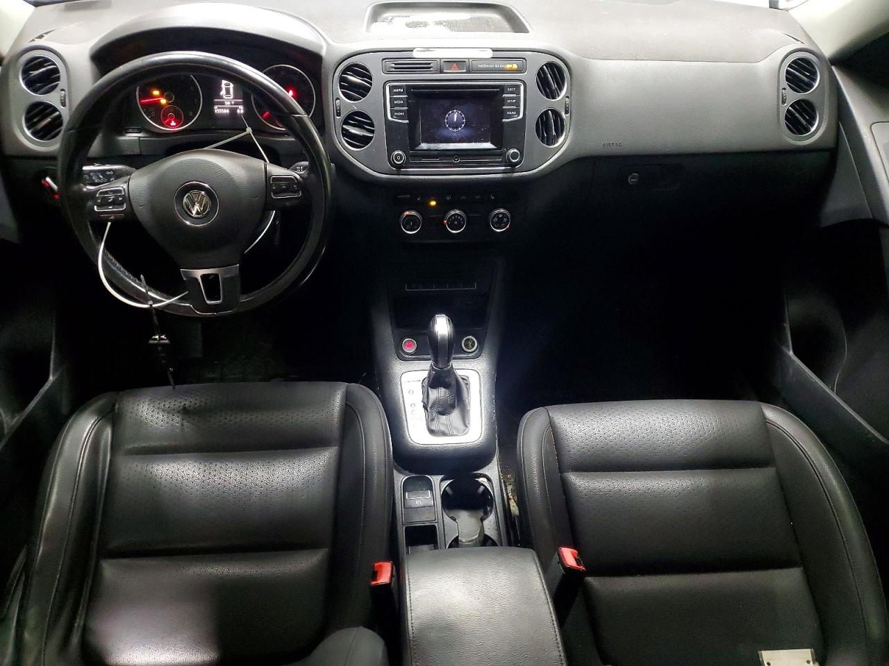 Volkswagen Tiguan S