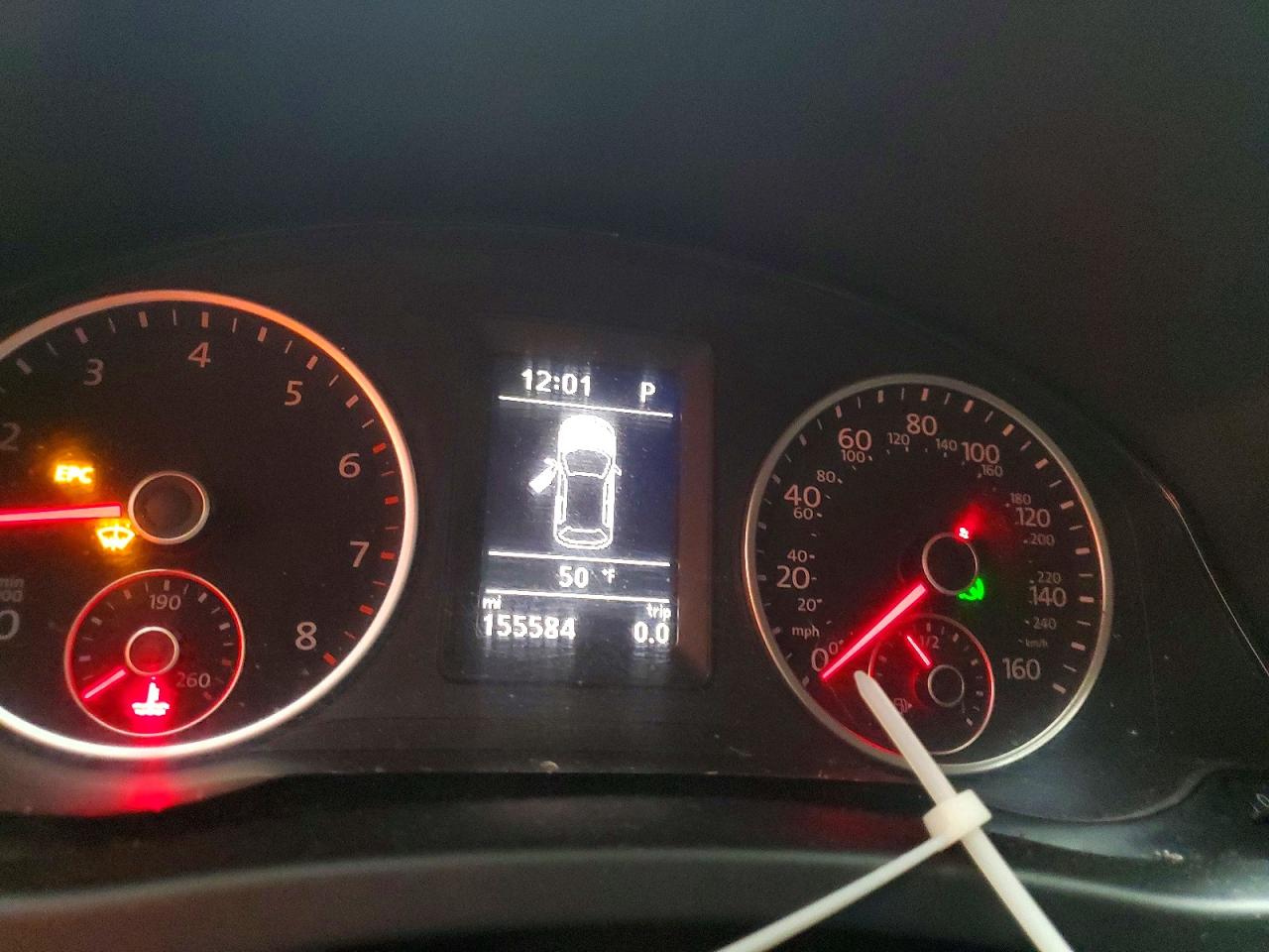 Volkswagen Tiguan S