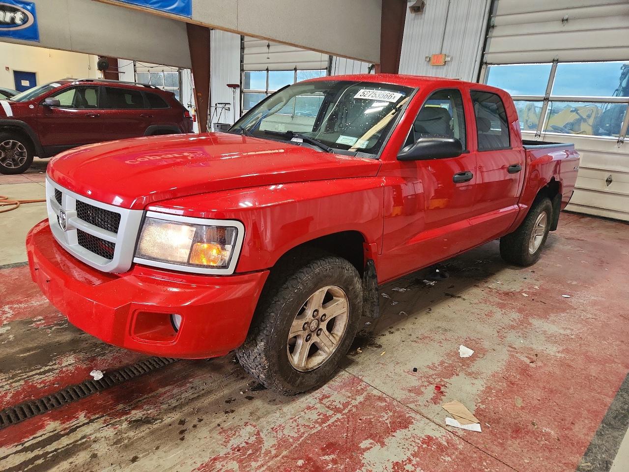 Salvage Dodge Dakota Image