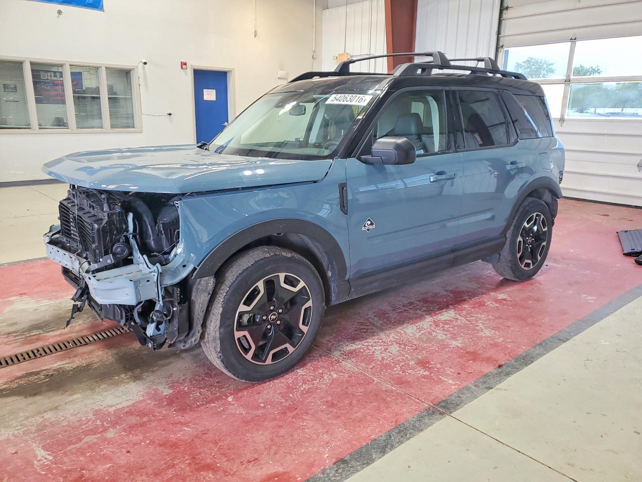 Salvage Ford Bronco Image