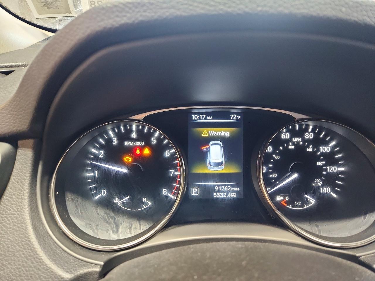 Nissan Rogue S