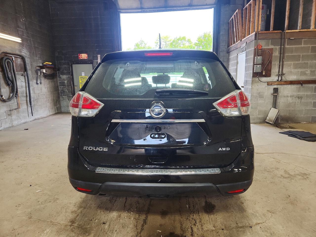 Nissan Rogue S