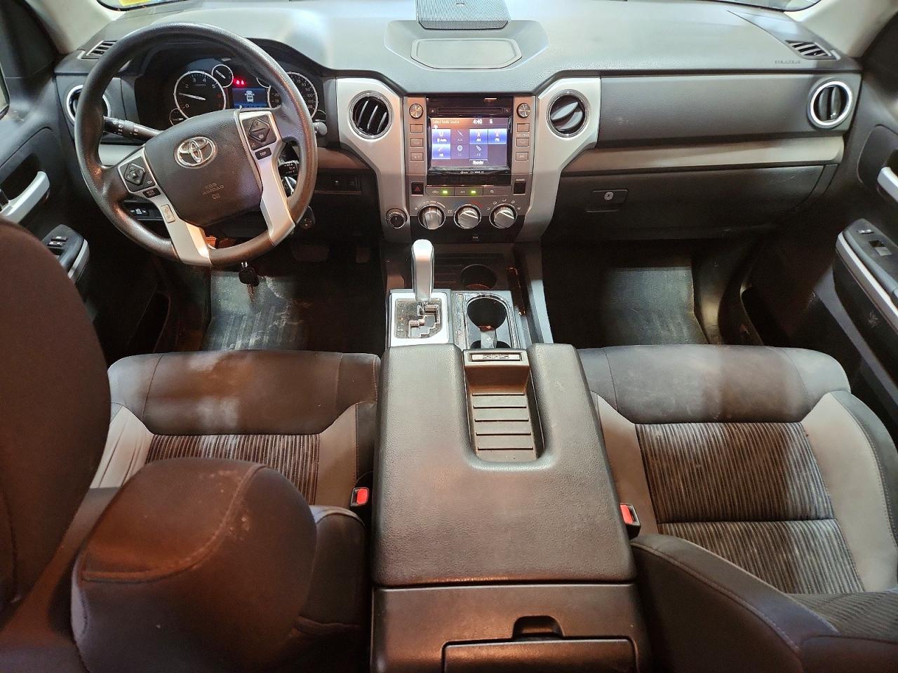 Toyota Tundra Sr5