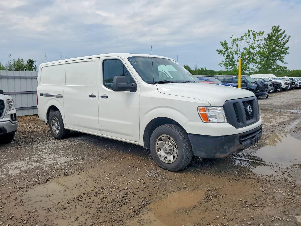 Nissan Nv 2500 Hd Sl