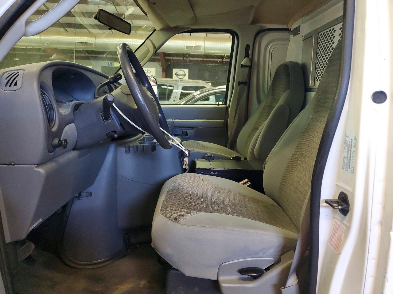 Ford E-350