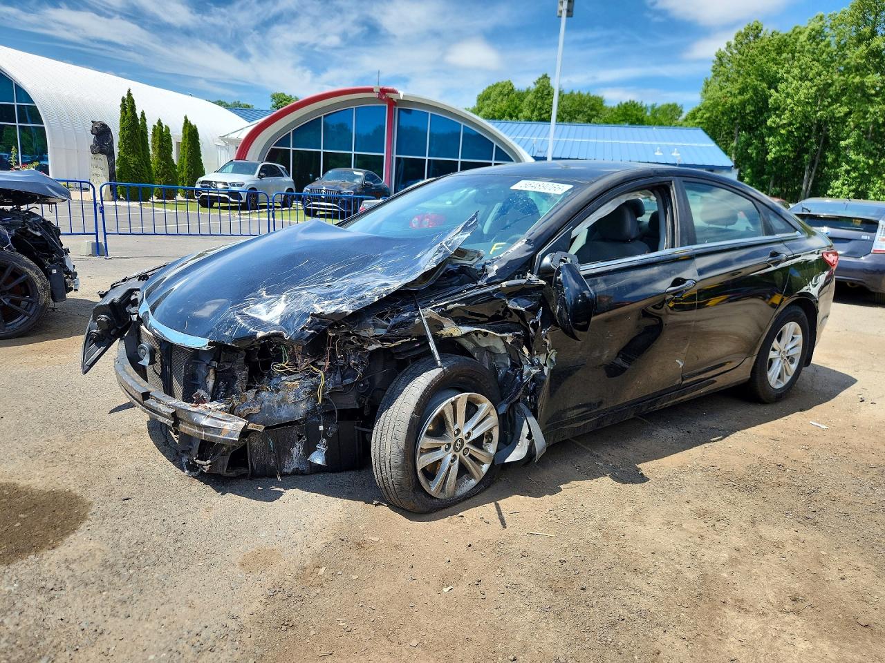 Salvage Hyundai SONATA Image